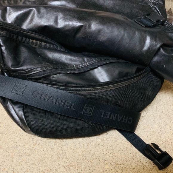 Chanel Sports Line Logo Bag - Picture 4 of 11